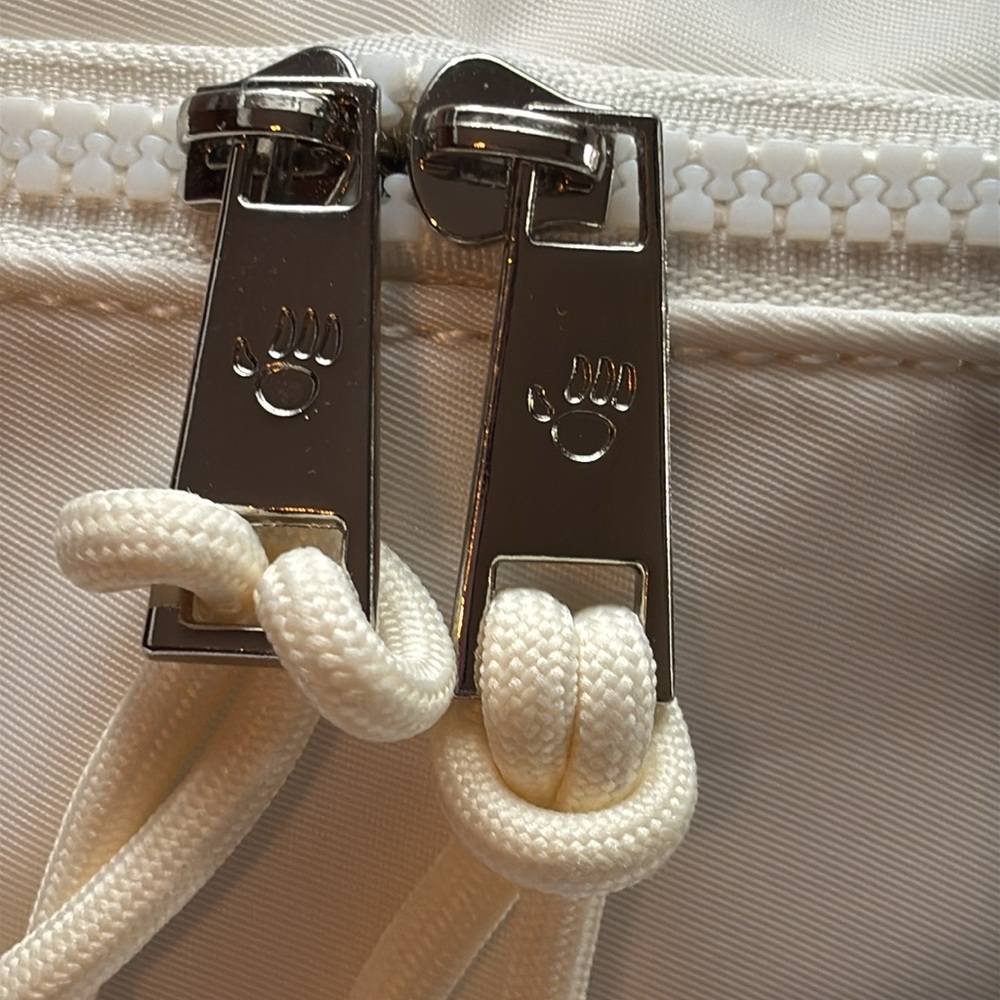 BearPaw Ivory Nylon Fanny Pack with Coiled Removable Shoulder Strap - Picture 5 of 16
